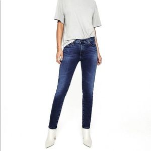 AG Adriano Goldschmied The Prima Cigarette Leg 28R in Dark Blue Wash